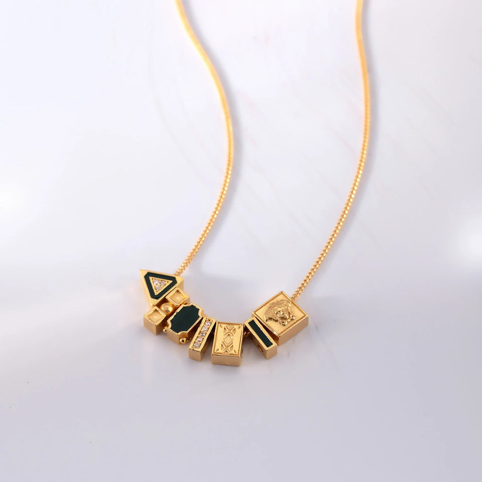 Medusa Verde Necklace