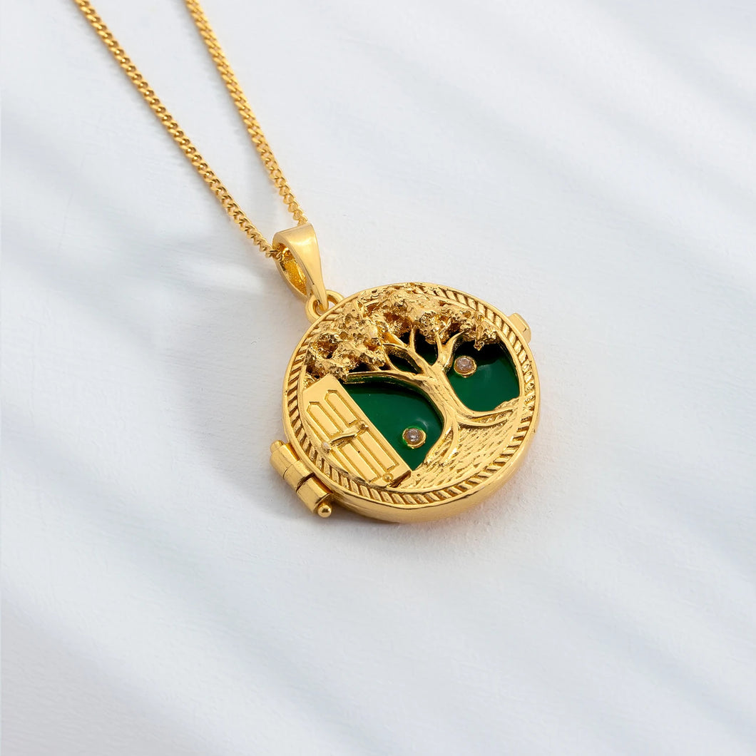 Past and Future Necklace