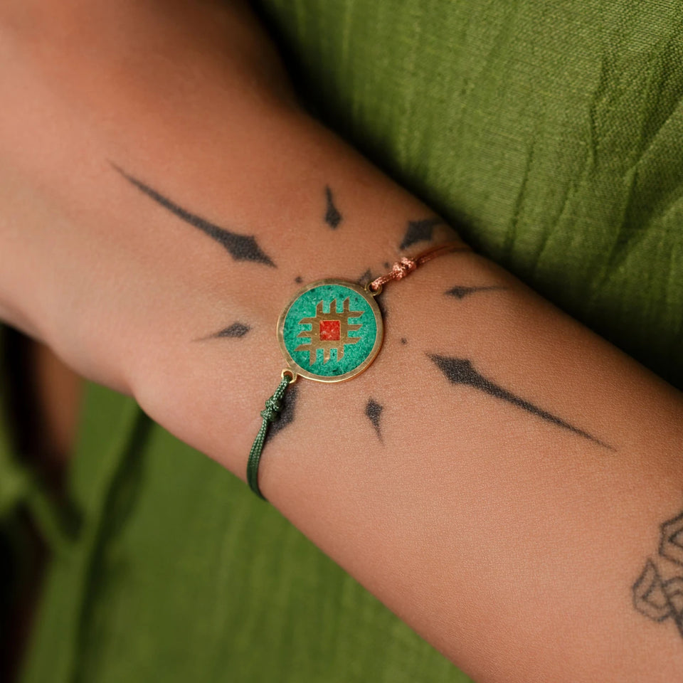 Cockle Bracelet