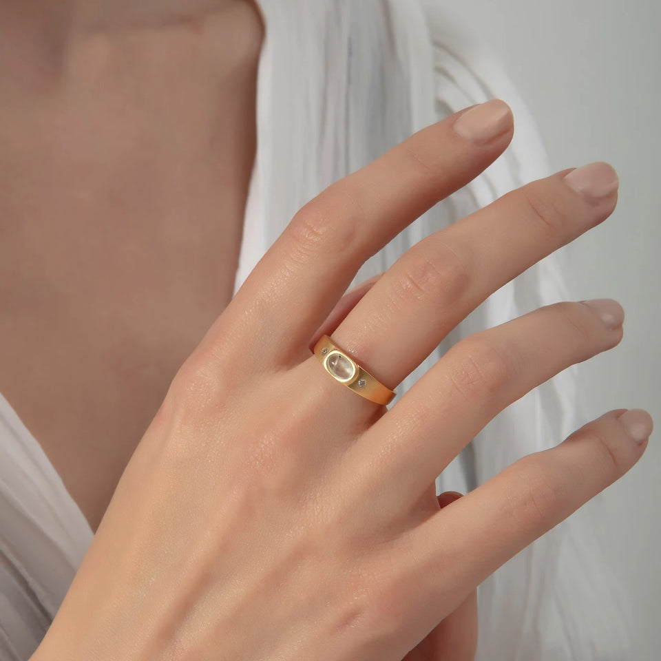 Zebercet Ring